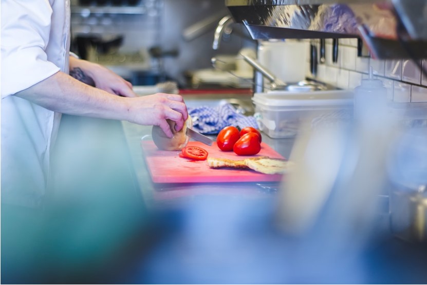 How To Buy Restaurant Kitchen Equipment For Your Business